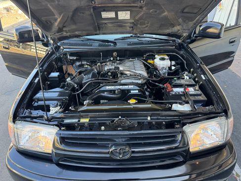 Used 2002 Toyota 4Runner Sport image 29