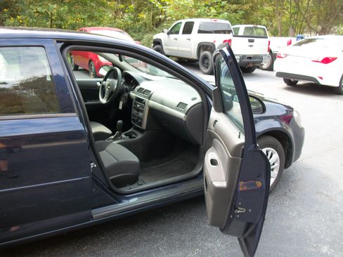 Used 2009 Chevrolet Cobalt LT image 7