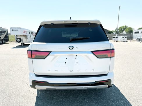 Used 2024 Toyota Sequoia Capstone image 4