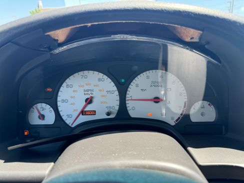 Used 2003 Saturn L-Series L200 image 16