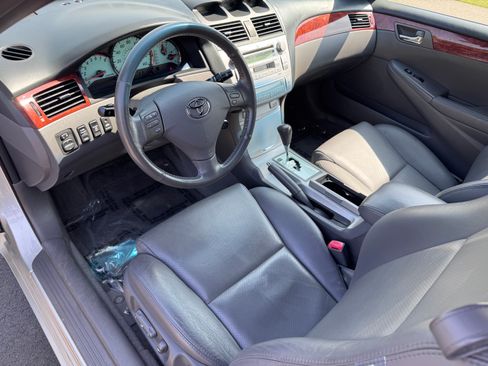 Used 2006 Toyota Solara SLE image 6