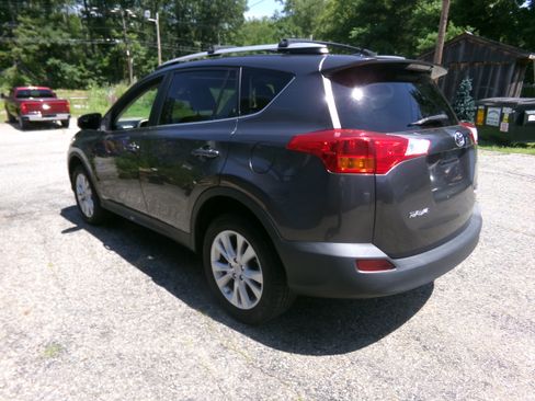 Used 2013 Toyota RAV4 Limited image 7
