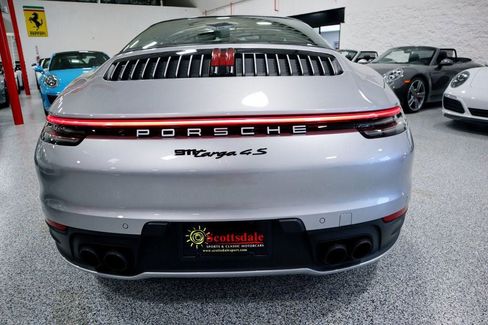 Used 2021 Porsche 911 Targa 4S image 13