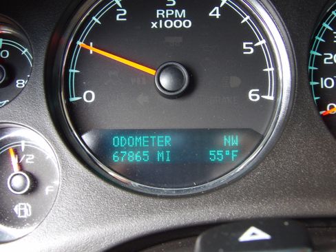Used 2014 Chevrolet Tahoe LT image 7