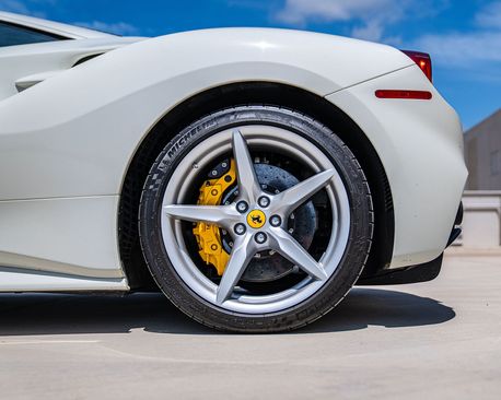 Used 2018 Ferrari 488 GTB image 25