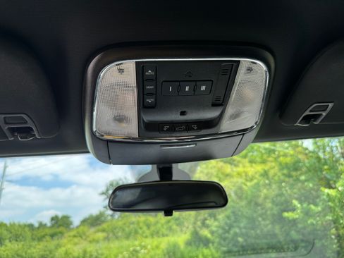 Used 2021 Jeep Grand Cherokee Laredo X image 30