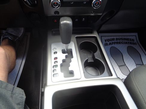 Used 2012 Nissan Titan SV image 57