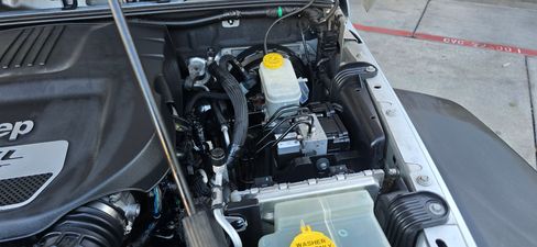 Used 2012 Jeep Wrangler Sport image 32