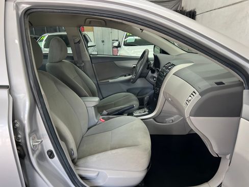 Used 2010 Toyota Corolla LE image 14