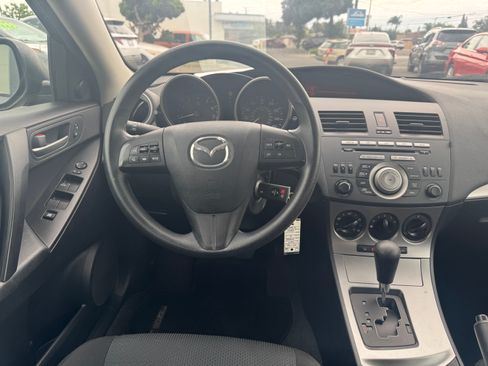 Used 2010 MAZDA MAZDA3 Touring image 21