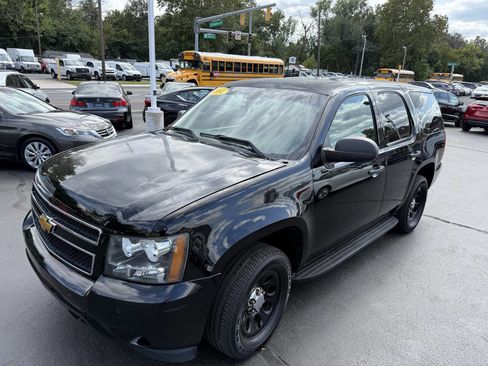 Used 2014 Chevrolet Tahoe image 2