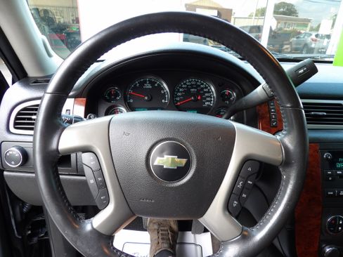 Used 2014 Chevrolet Tahoe LT image 8