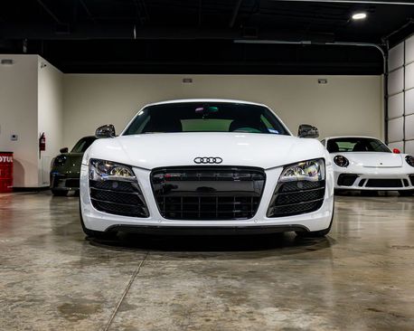 Used 2012 Audi R8 V10 Performance Coupe image 2