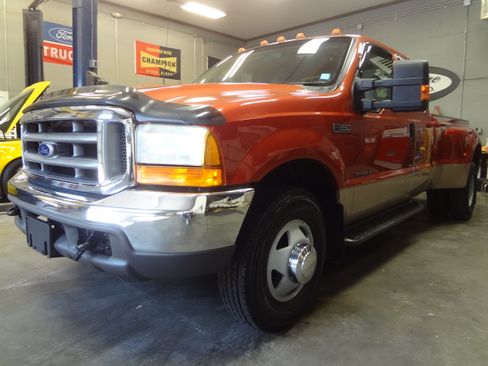 Used 1999 Ford F350 Lariat image 5