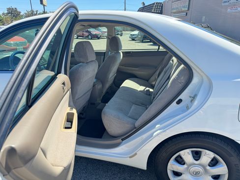 Used 2003 Toyota Camry LE image 17