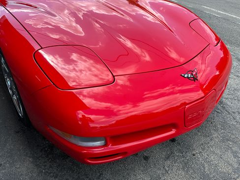 Used 1998 Chevrolet Corvette image 11