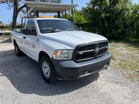 Used 2017 RAM 1500 Express image 10