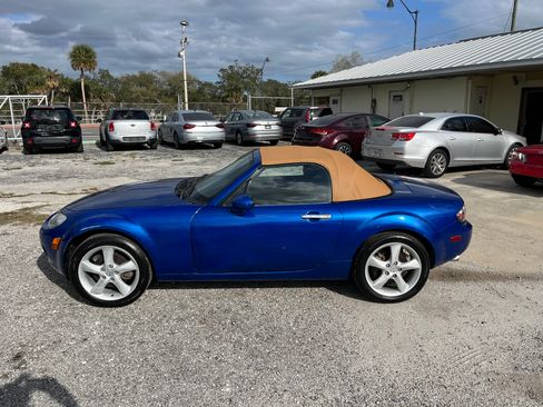 Used 2006 MAZDA MX-5 Miata image 4