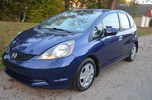 Used 2012 Honda Fit image 2