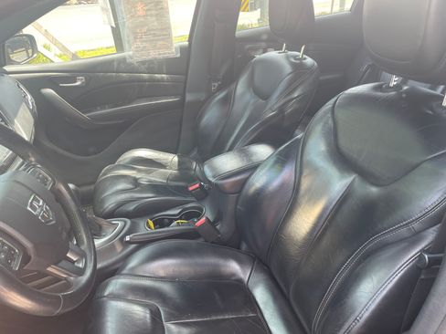 Used 2013 Dodge Dart Limited image 8