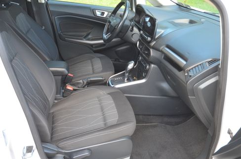 Used 2019 Ford EcoSport SE image 12