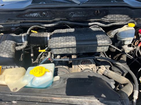 Used 2005 Dodge Ram 1500 Truck ST image 21