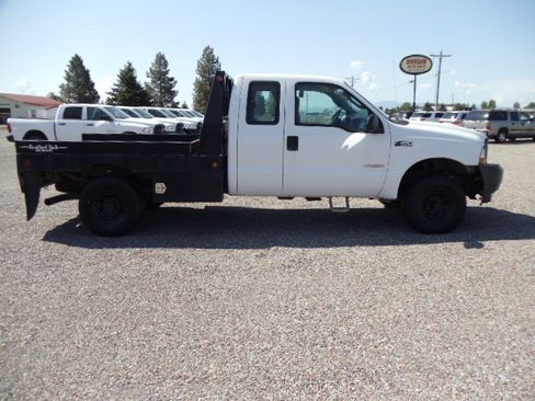 Used 2004 Ford F350 XL image 9