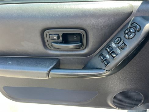 Used 2001 Jeep Cherokee Sport image 10