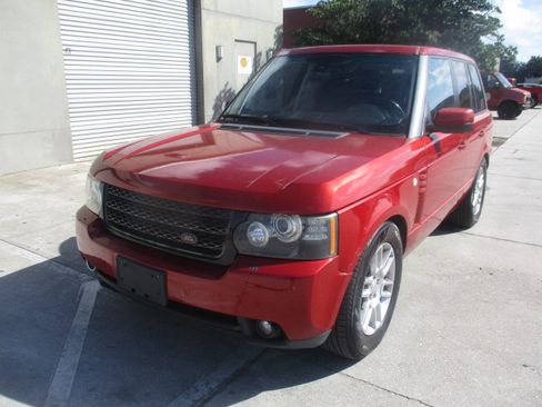 Used 2012 Land Rover Range Rover HSE image 8