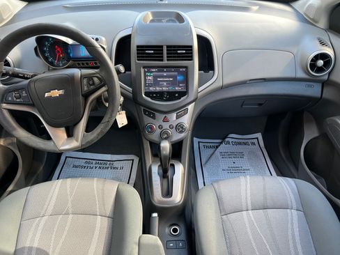 Used 2016 Chevrolet Sonic LT image 3