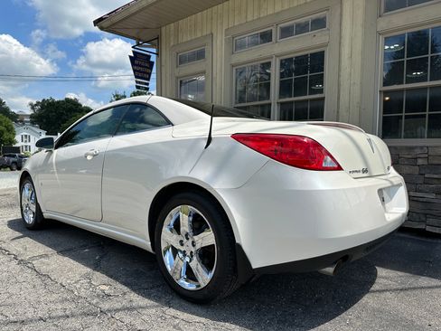 Used 2009 Pontiac G6 GT image 3