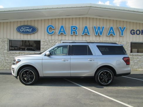 Used 2022 Ford Expedition Max Limited image 2