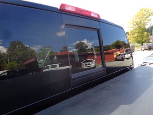 Used 2012 Nissan Titan SV image 20
