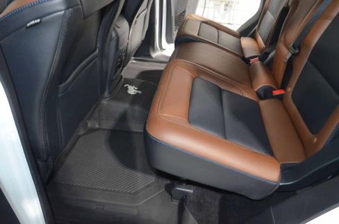 Used 2023 Ford Bronco Outer Banks image 17