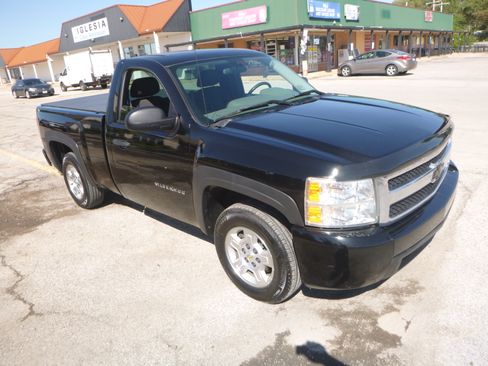 Used 2011 Chevrolet Silverado 1500 LS image 4