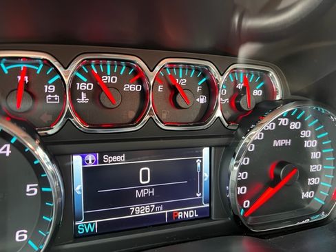 Used 2017 Chevrolet Silverado 1500 LT image 10