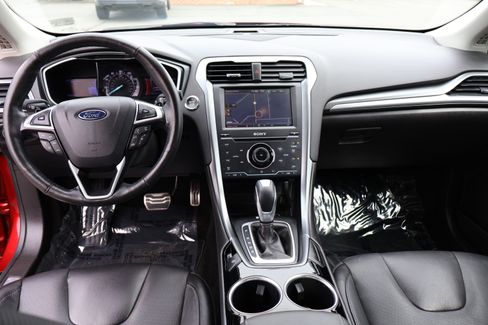 Used 2013 Ford Fusion Titanium image 17