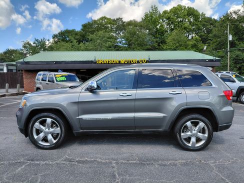Used 2012 Jeep Grand Cherokee Overland image 4
