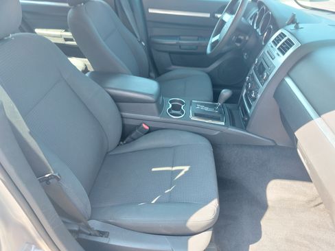 Used 2010 Dodge Charger SE image 14
