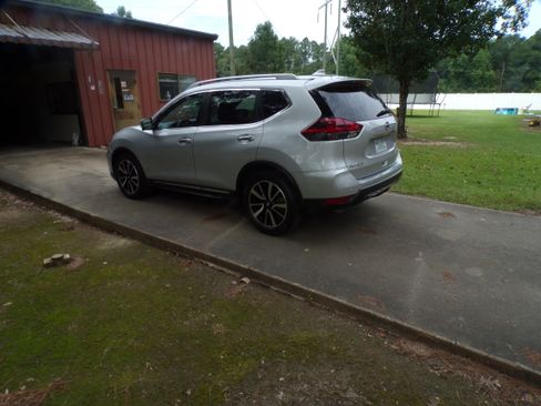 Used 2019 Nissan Rogue SL image 6