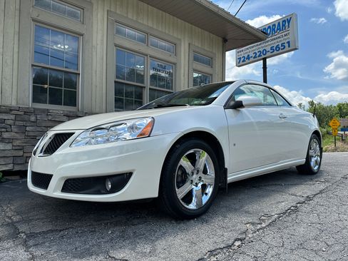 Used 2009 Pontiac G6 GT image 1