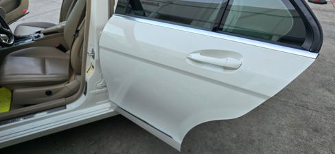 Used 2011 Mercedes-Benz C 300 Sport image 45
