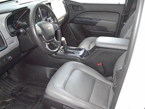 Used 2020 Chevrolet Colorado W/T image 17