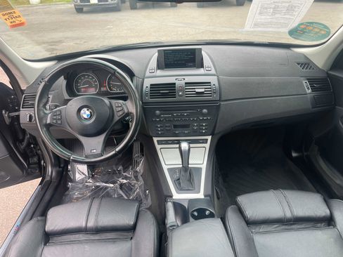 Used 2006 BMW X3 3.0i image 12
