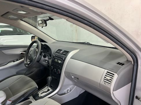 Used 2010 Toyota Corolla LE image 15