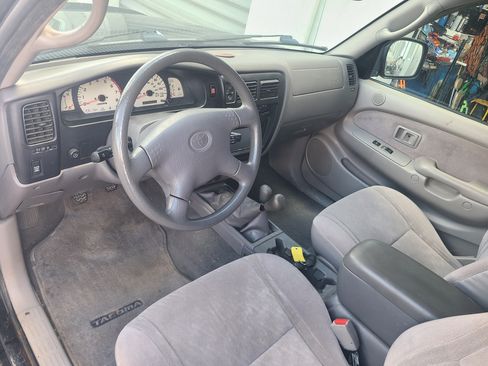Used 2004 Toyota Tacoma image 6