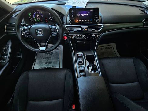 Used 2019 Honda Accord Hybrid Touring image 24