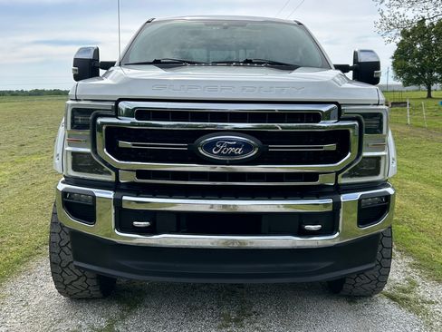 Used 2021 Ford F250 Lariat image 8