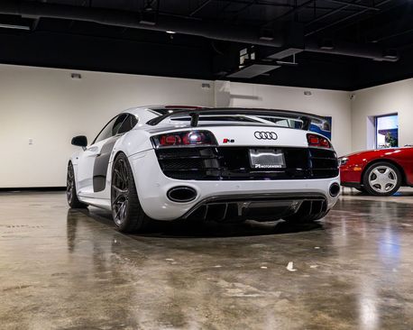 Used 2012 Audi R8 V10 Performance Coupe image 5