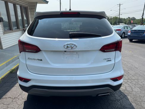 Used 2018 Hyundai Santa Fe Sport image 5
